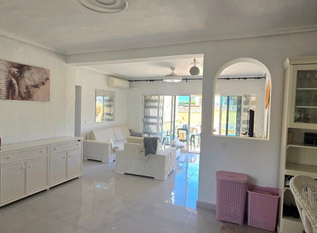 Herverkoop - Villa - Torrevieja - El chaparral