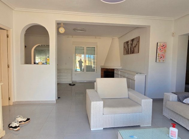 Herverkoop - Villa - Torrevieja - El chaparral