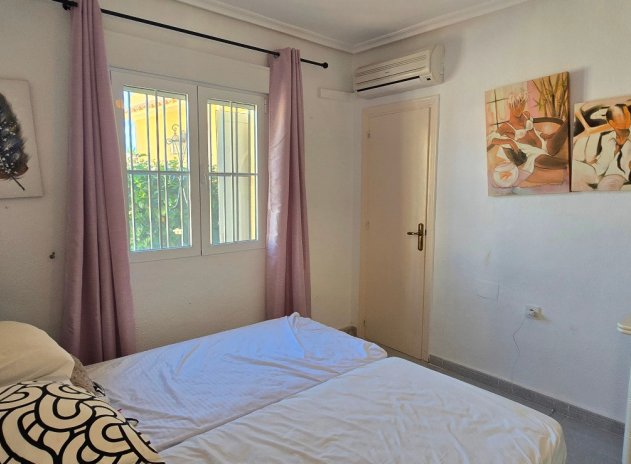 Herverkoop - Villa - Torrevieja - El chaparral