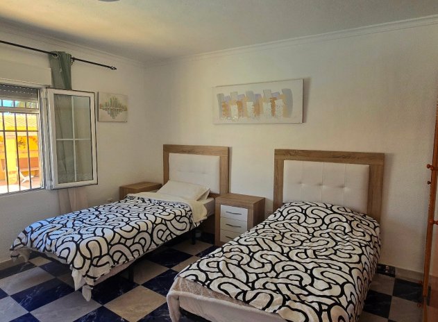 Herverkoop - Villa - Torrevieja - El chaparral