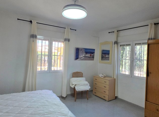 Herverkoop - Villa - Torrevieja - El chaparral