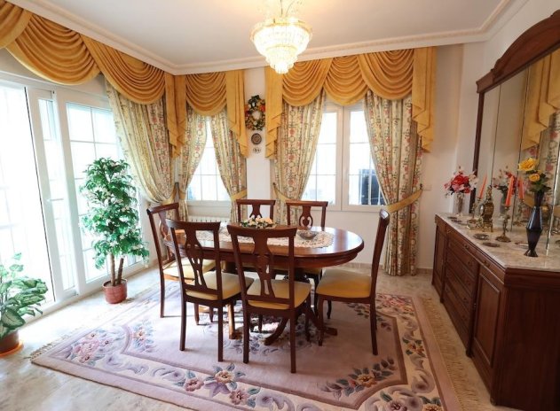 Herverkoop - Villa - Orihuela Costa - Villamartín