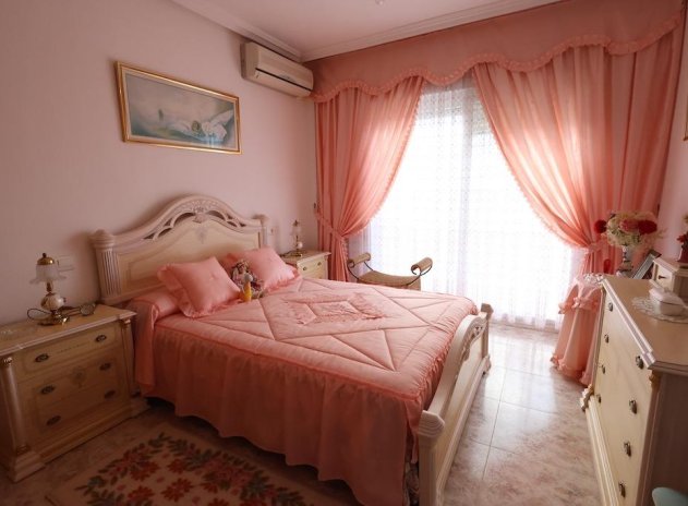 Herverkoop - Villa - Orihuela Costa - Villamartín