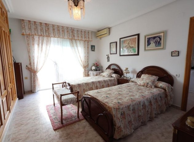 Herverkoop - Villa - Orihuela Costa - Villamartín