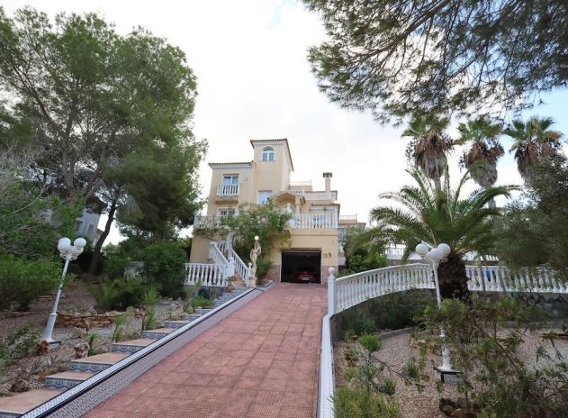 Herverkoop - Villa - Orihuela Costa - Villamartín