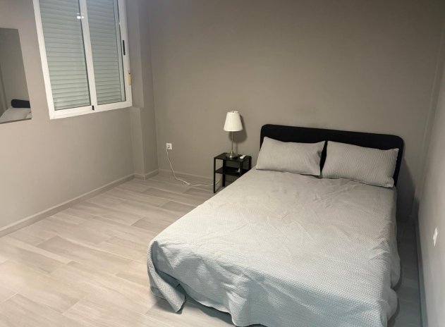 Reventa - Casa adosada - Algorfa