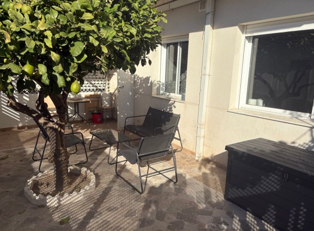 Reventa - Casa adosada - Algorfa