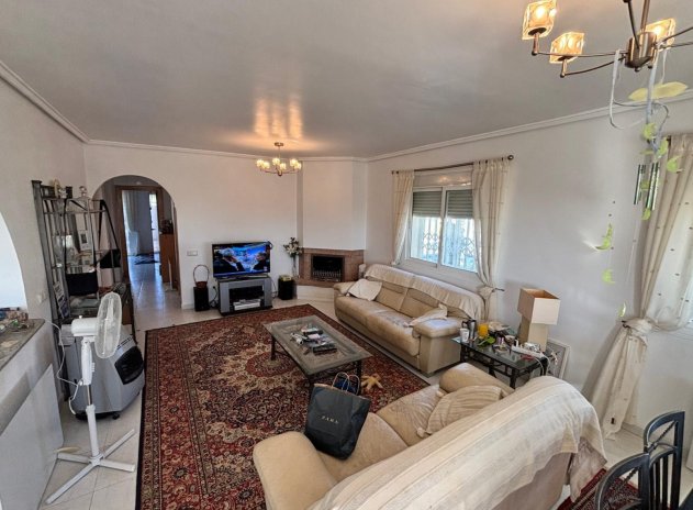 Reventa - Villa - Ciudad Quesada - La Fiesta