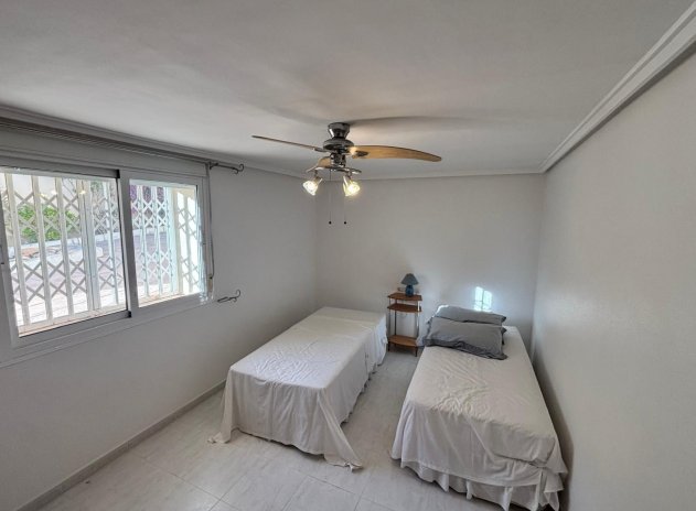 Reventa - Villa - Ciudad Quesada - La Fiesta