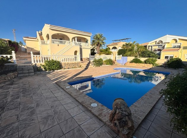 Reventa - Villa - Ciudad Quesada - La Fiesta