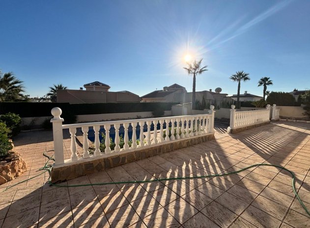 Reventa - Villa - Ciudad Quesada - La Fiesta