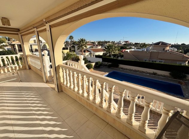 Reventa - Villa - Ciudad Quesada - La Fiesta