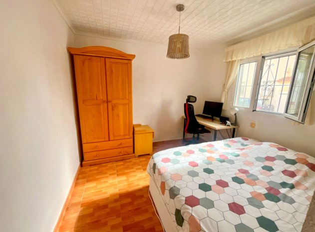 Herverkoop - Rijwoning - Torrevieja