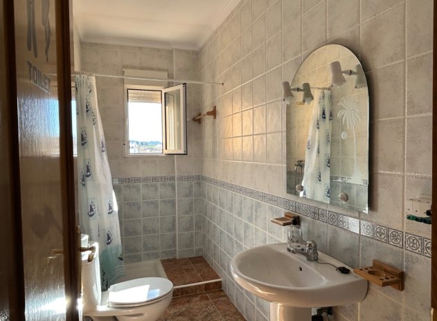 Resale - Apartment / Flat * - Jacarilla * - pueblo