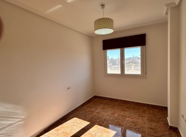 Resale - Apartment / Flat * - Jacarilla * - pueblo