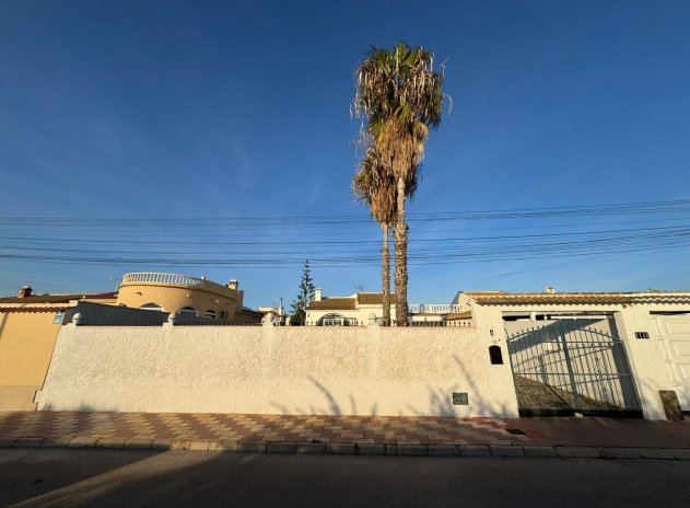 Herverkoop - Villa - Torrevieja - San luis