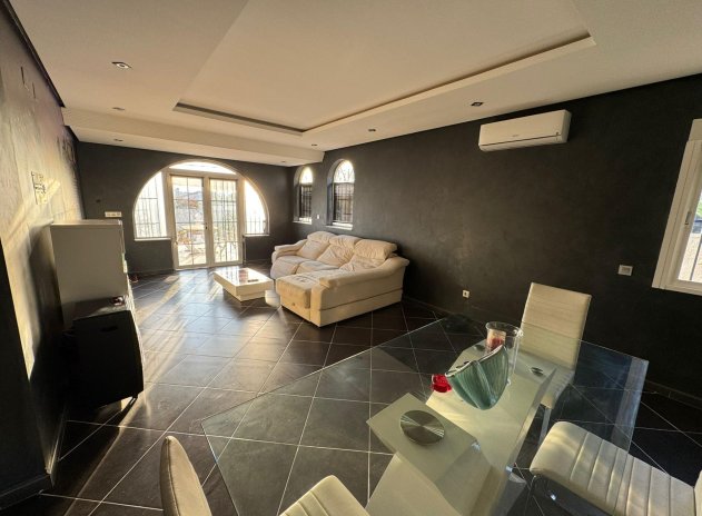 Herverkoop - Villa - Torrevieja - San luis