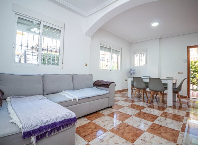 Herverkoop - Rijwoning - La Zenia - Villas San Jose