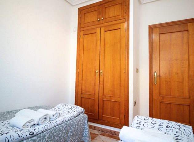 Herverkoop - Rijwoning - La Zenia - Villas San Jose