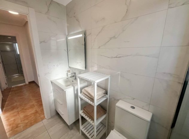 Herverkoop - Appartement - Torrevieja - Punta Prima