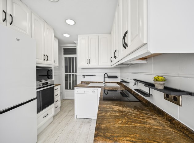 Herverkoop - Appartement - Torrevieja - Puerto