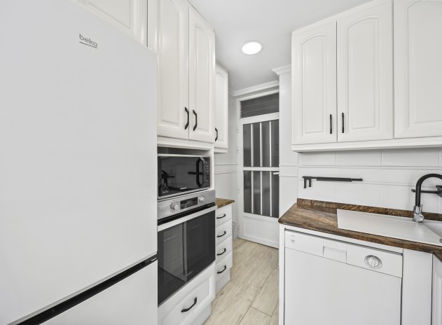 Herverkoop - Appartement - Torrevieja - Puerto