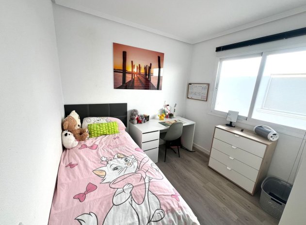 Revente - Maison mitoyenne - Los Alcazares