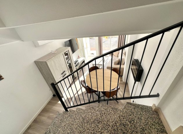 Revente - Maison mitoyenne - Los Alcazares