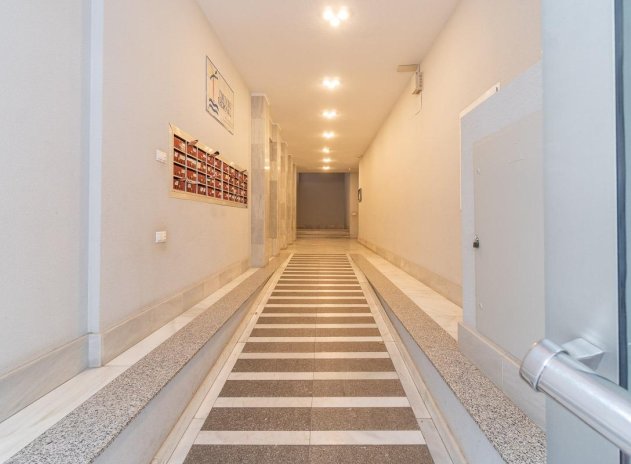 Herverkoop - Appartement - Torrevieja - Playa del Cura