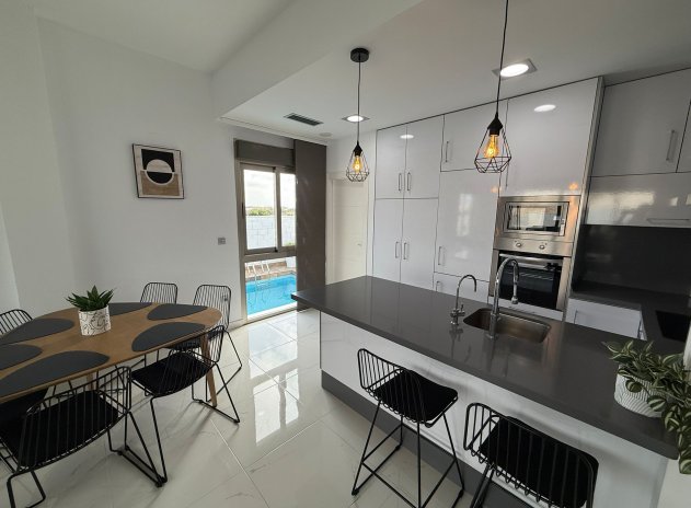 Herverkoop - Villa - Orihuela - Orihuela Costa