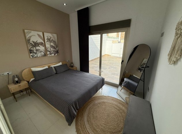 Herverkoop - Villa - Orihuela - Orihuela Costa