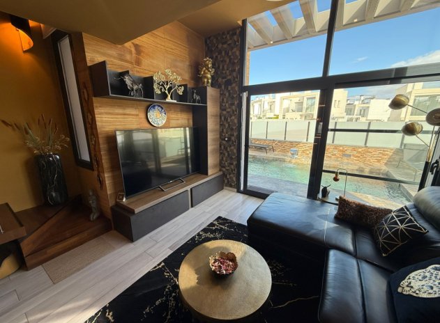 Herverkoop - Villa - Orihuela - Lomas de Cabo Roig