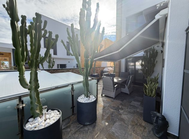 Herverkoop - Villa - Orihuela - Lomas de Cabo Roig