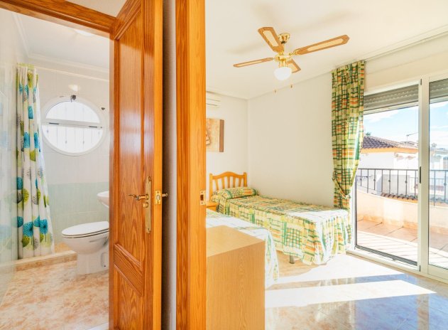 Herverkoop - Villa - Orihuela Costa - Playa Flamenca