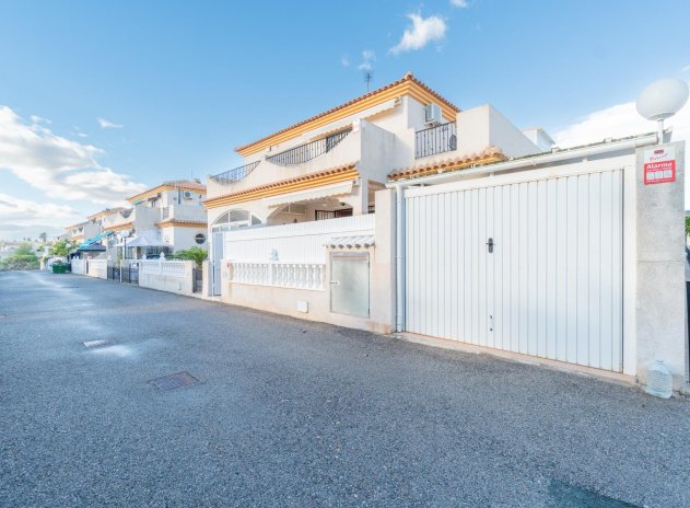 Herverkoop - Villa - Orihuela Costa - Playa Flamenca
