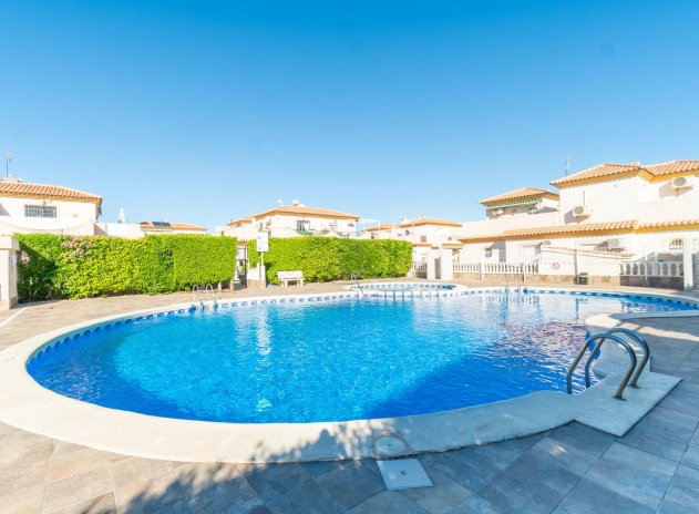 Herverkoop - Villa - Orihuela Costa - Playa Flamenca