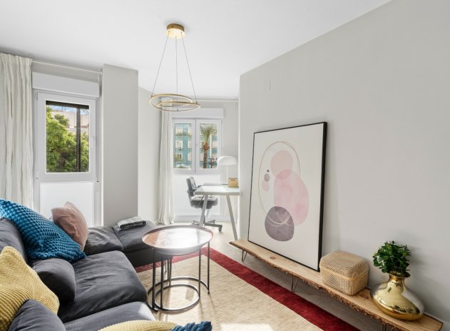 Wiederverkauf - Wohnung - Alicante - Alicante - City