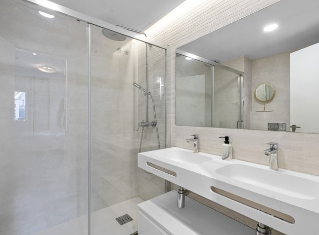 Wiederverkauf - Wohnung - Alicante - Alicante - City