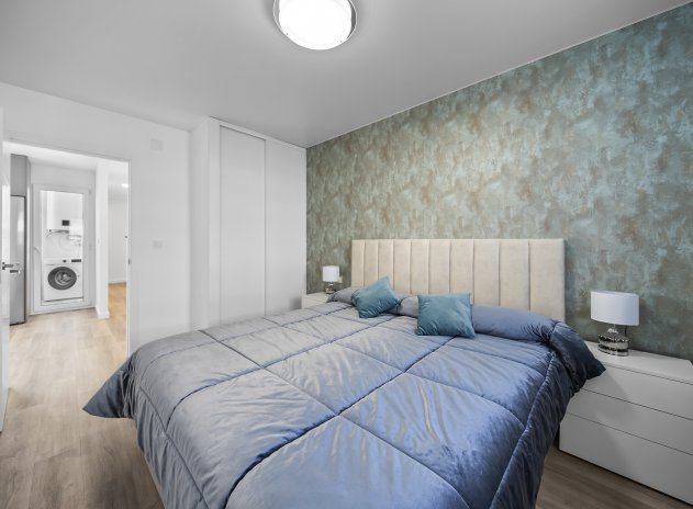 Resale - Apartment / Flat * - Torrevieja - Torrevieja *