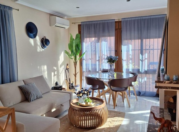 Wiederverkauf - Villa - San Miguel de Salinas