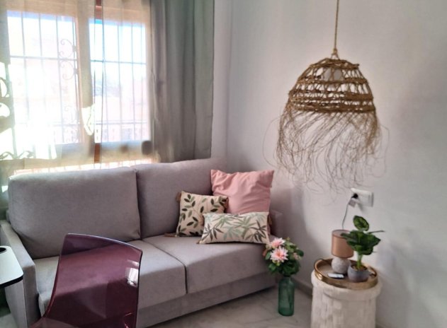 Wiederverkauf - Villa - San Miguel de Salinas