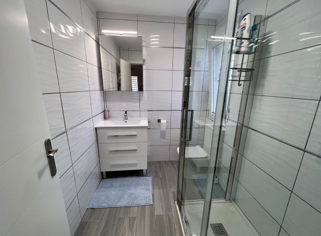 Herverkoop - Finca / Plattelands Woning - Elche Pedanías - La Marina