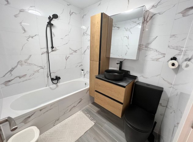 Herverkoop - Finca / Plattelands Woning - Elche Pedanías - La Marina