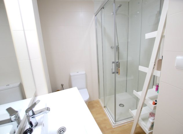 Reventa - Apartamento / Piso - Los Palacios