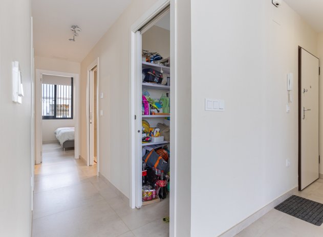 Reventa - Apartamento / Piso - Mar de Cristal