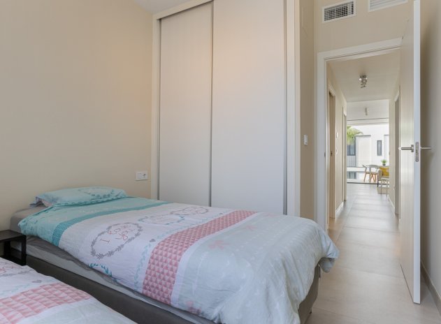 Reventa - Apartamento / Piso - Mar de Cristal