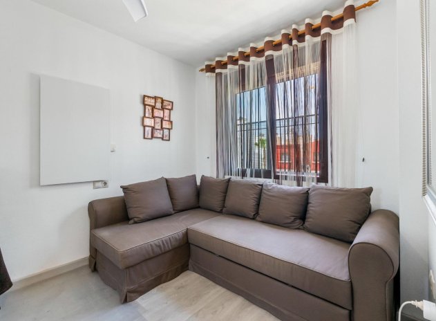 Herverkoop - Rijwoning - Torrevieja - Aguas Nuevas
