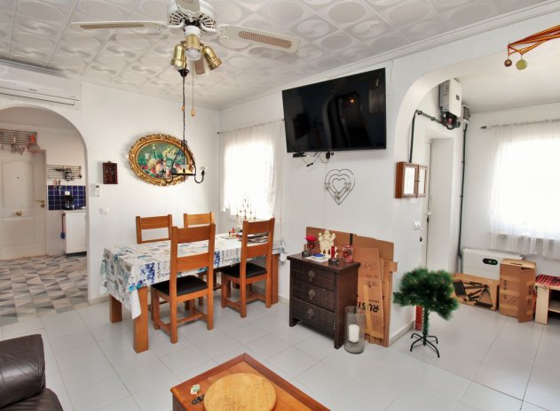 Herverkoop - Villa - Torrevieja - El chaparral