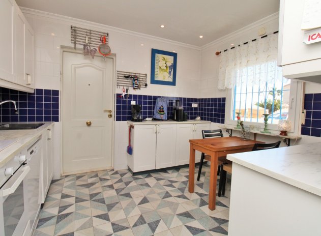 Herverkoop - Villa - Torrevieja - El chaparral