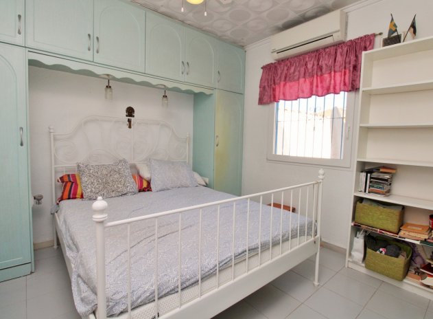 Herverkoop - Villa - Torrevieja - El chaparral